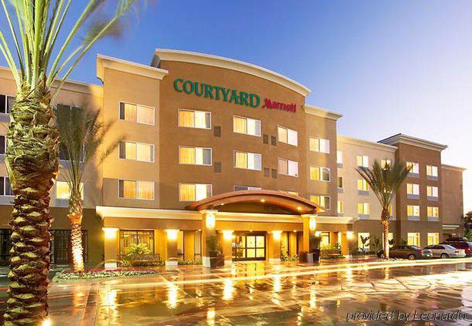 Courtyard By Marriott Resort/convention Center Hotel