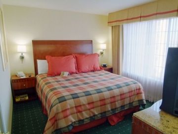 Peacock Resort