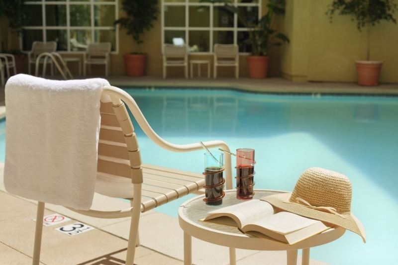 Desert Palms & Hotel Anaheim
