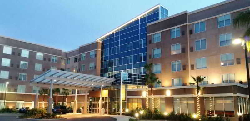 Hyatt Place At / Convention Center 3*