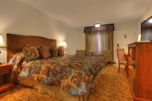 Tropicana & 3*