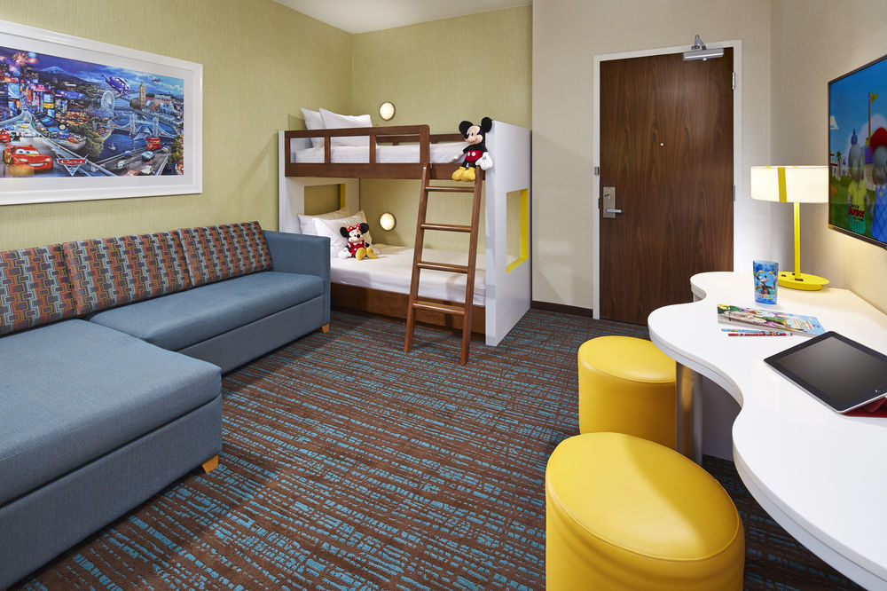 Springhill By Marriott At Area/convention Center 3*