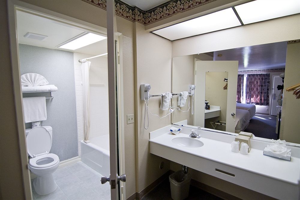 Hotel Carriage 3*