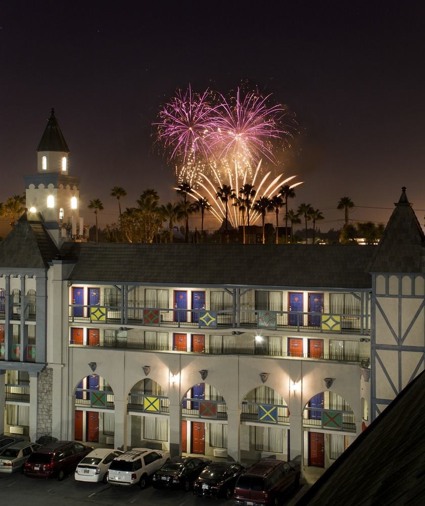 Castle And Hotel Anaheim