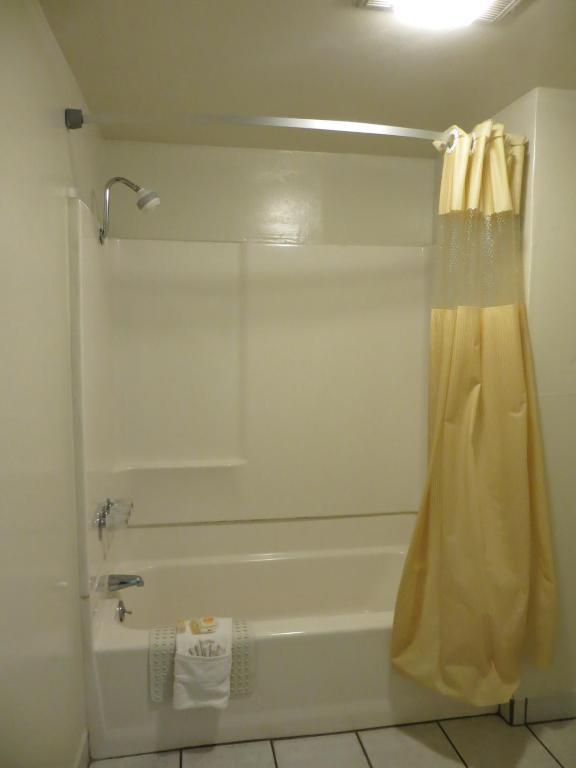Hotel Days By Wyndham West Anaheim