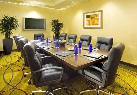 Courtyard By Marriott Resort/convention Center Hotel