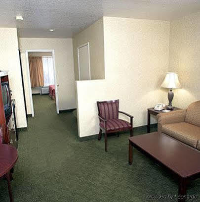 Castle And Hotel 3*