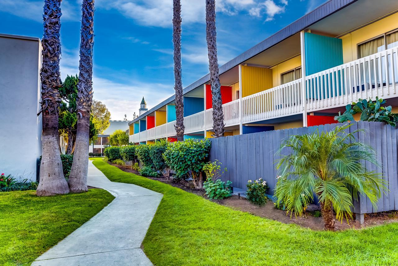 Hotel Anaheim Hotel 3*