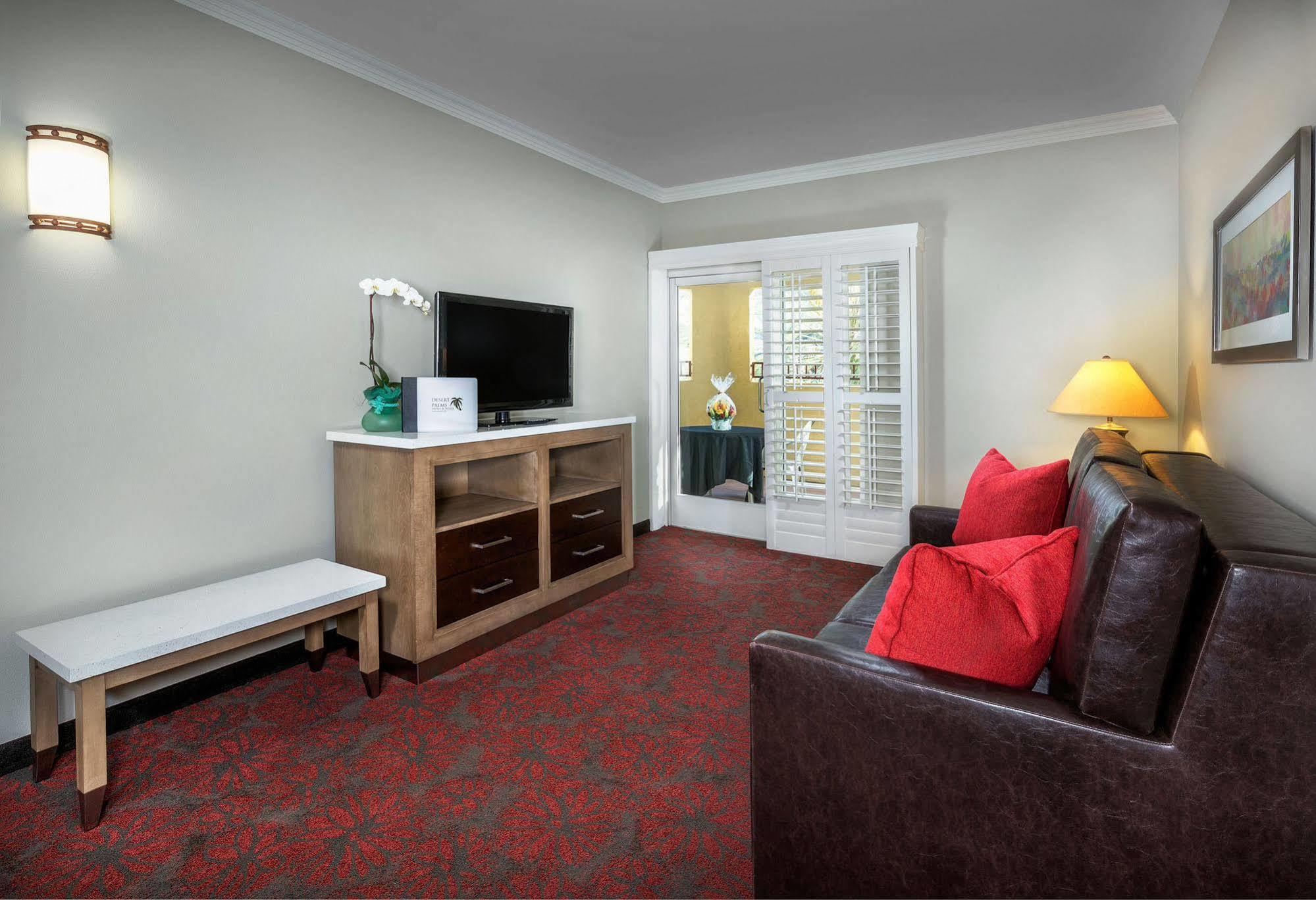 Desert Palms & Hotel 3*
