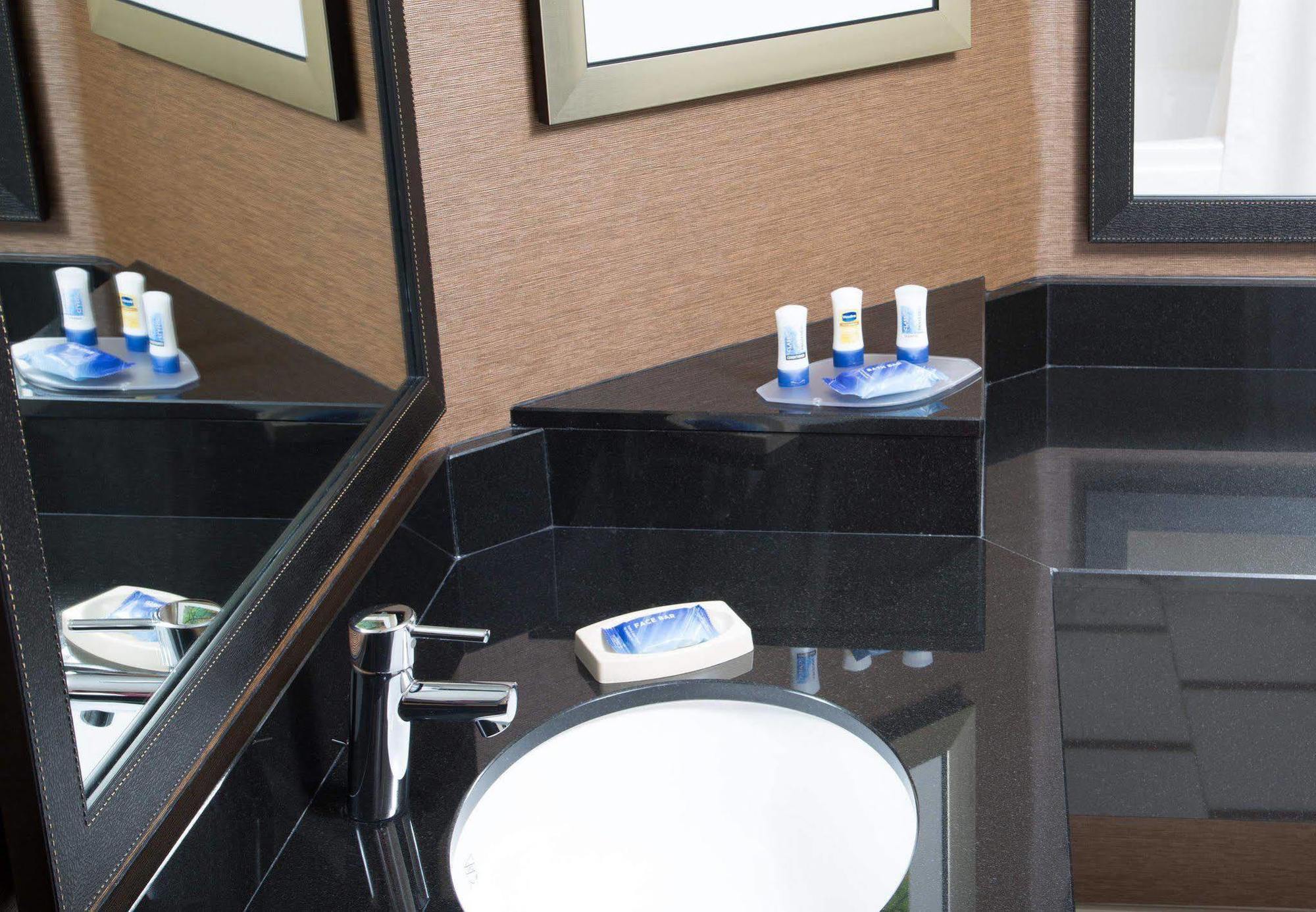 Hotel Fairfield Hills Orange County 3*
