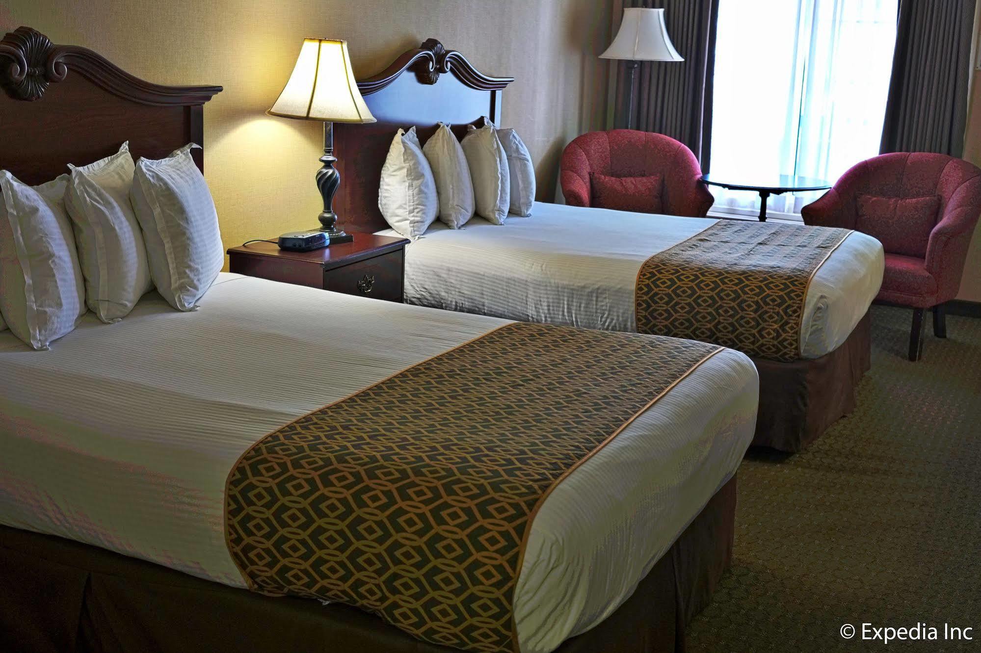 Camelot & Hotel Anaheim