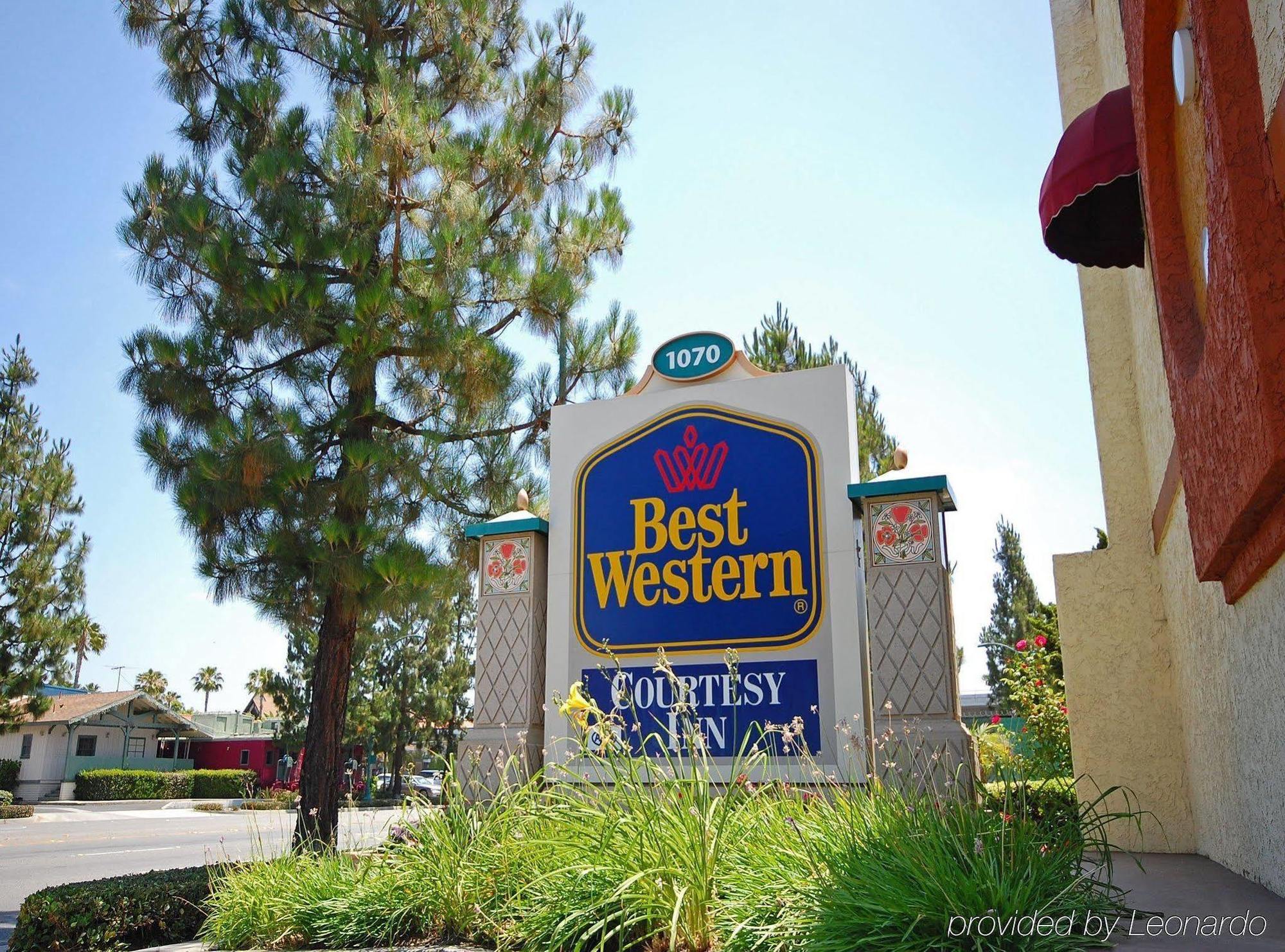 Hotel Western Courtesy - At The Park Anaheim