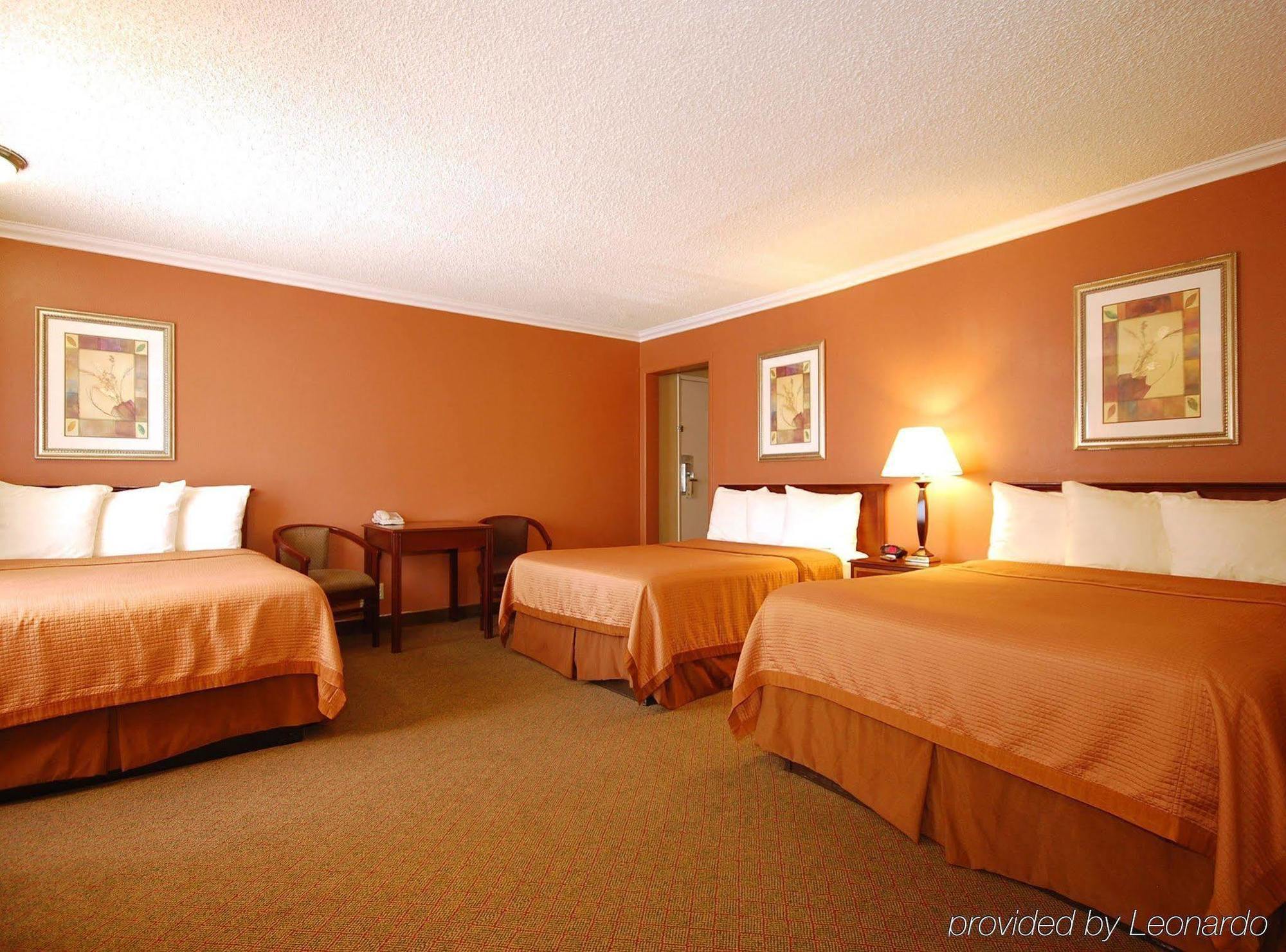 Hotel Western Courtesy - At The Park Anaheim