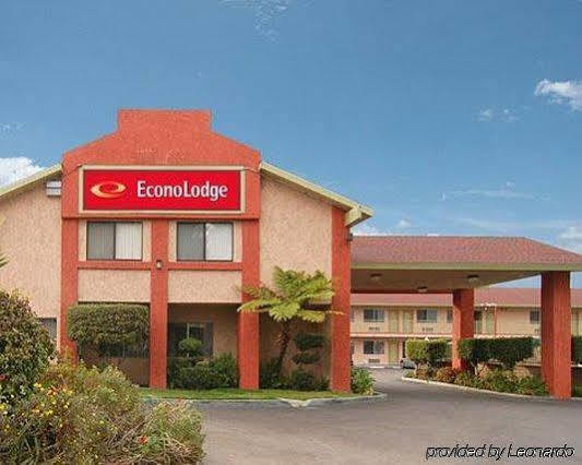 Econo North 2*