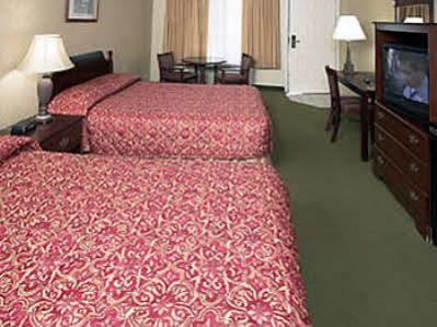 Hotel Castle And Anaheim
