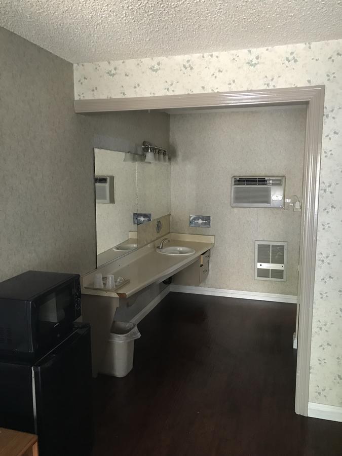 Hotel Akua Motor 2*