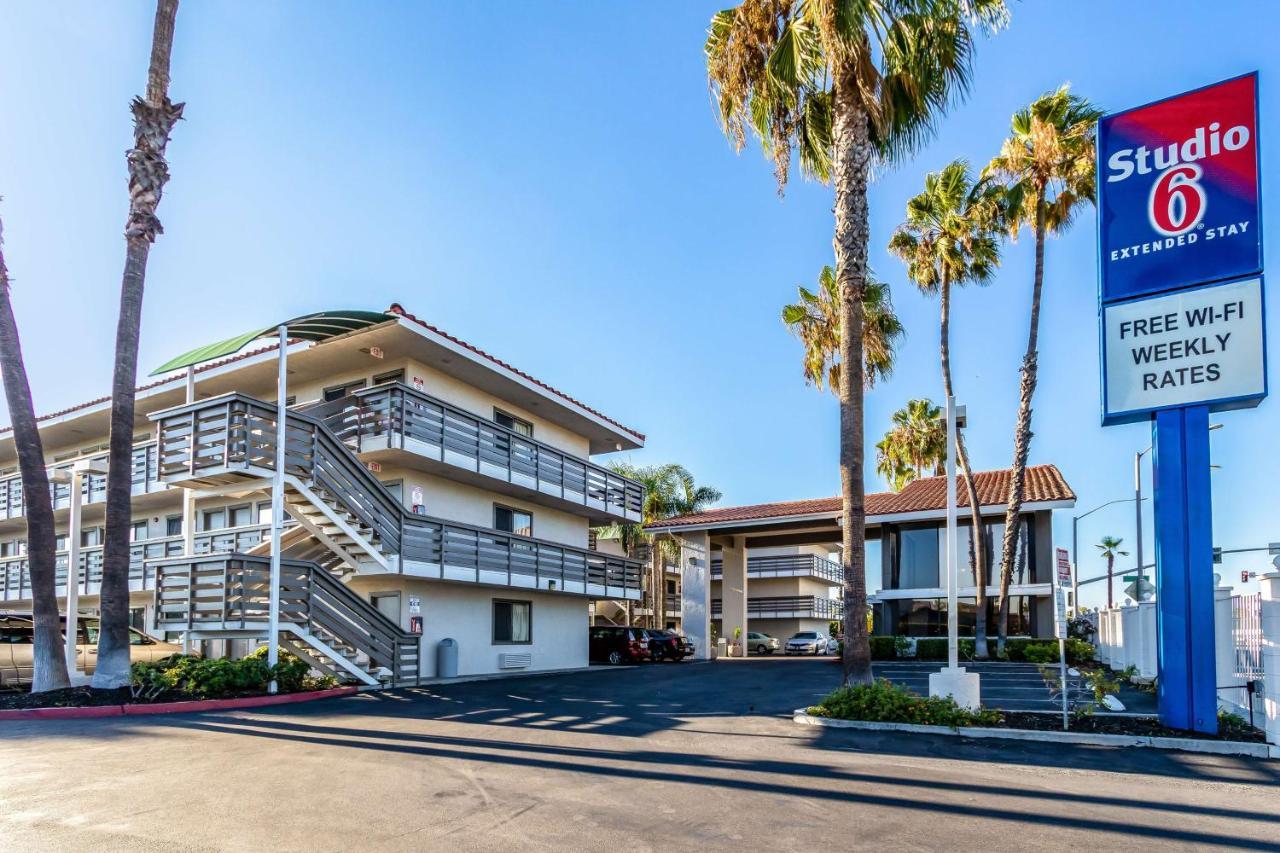 Hotel 6-anaheim, Ca Anaheim
