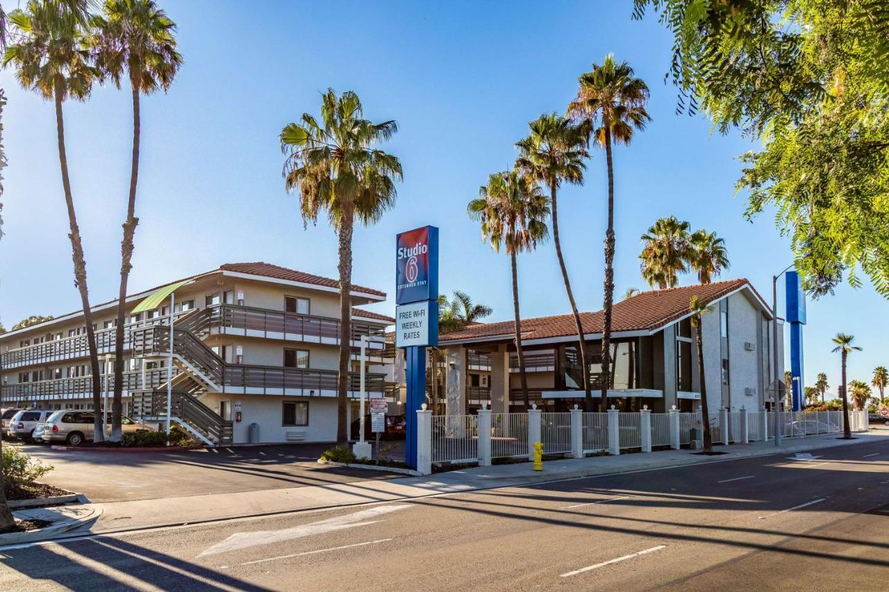 6-anaheim, Ca 2*
