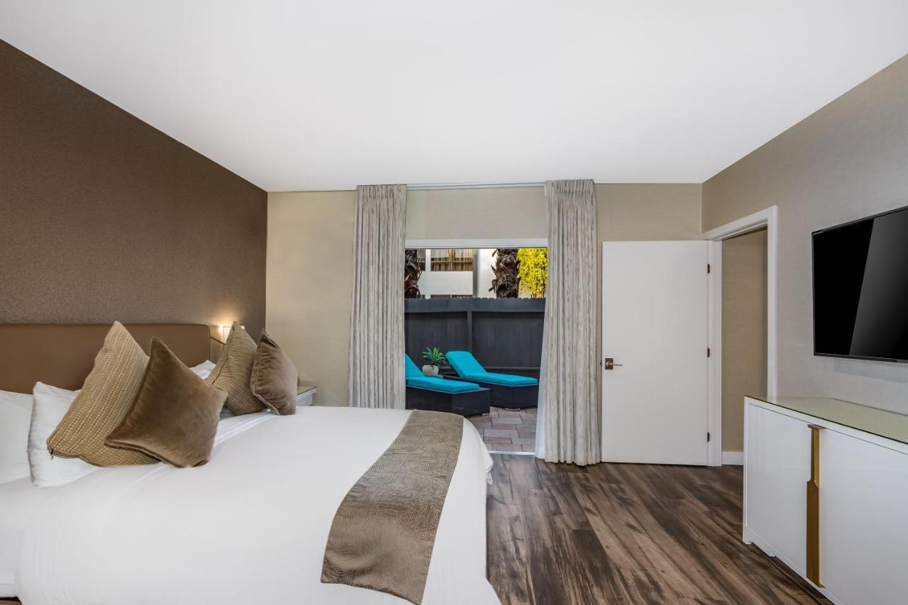 Anaheim Hotel