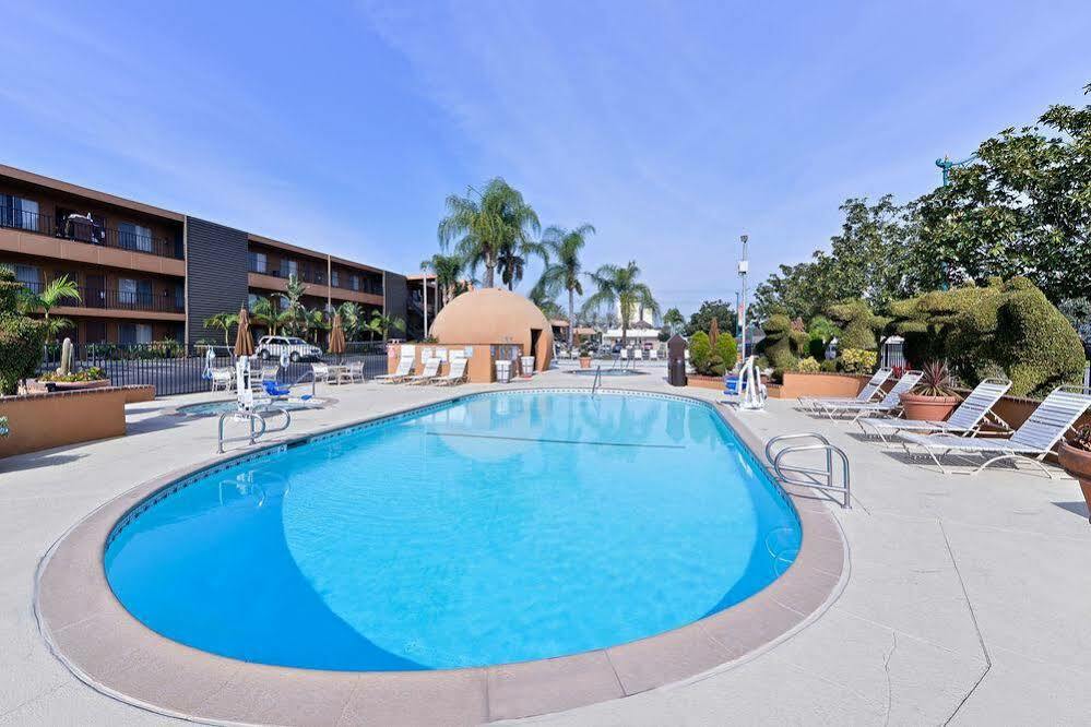 Hotel Western Stovall's 3*