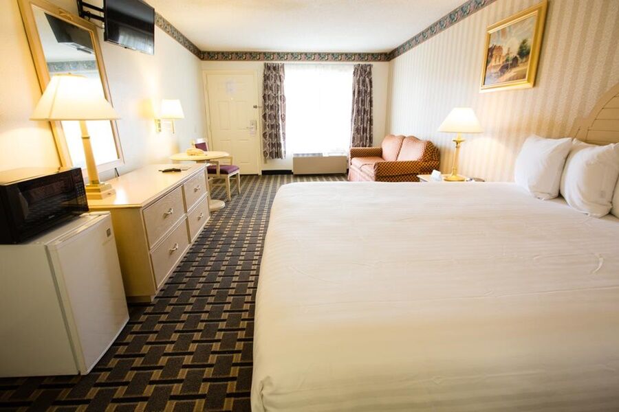 Carriage Hotel 3*
