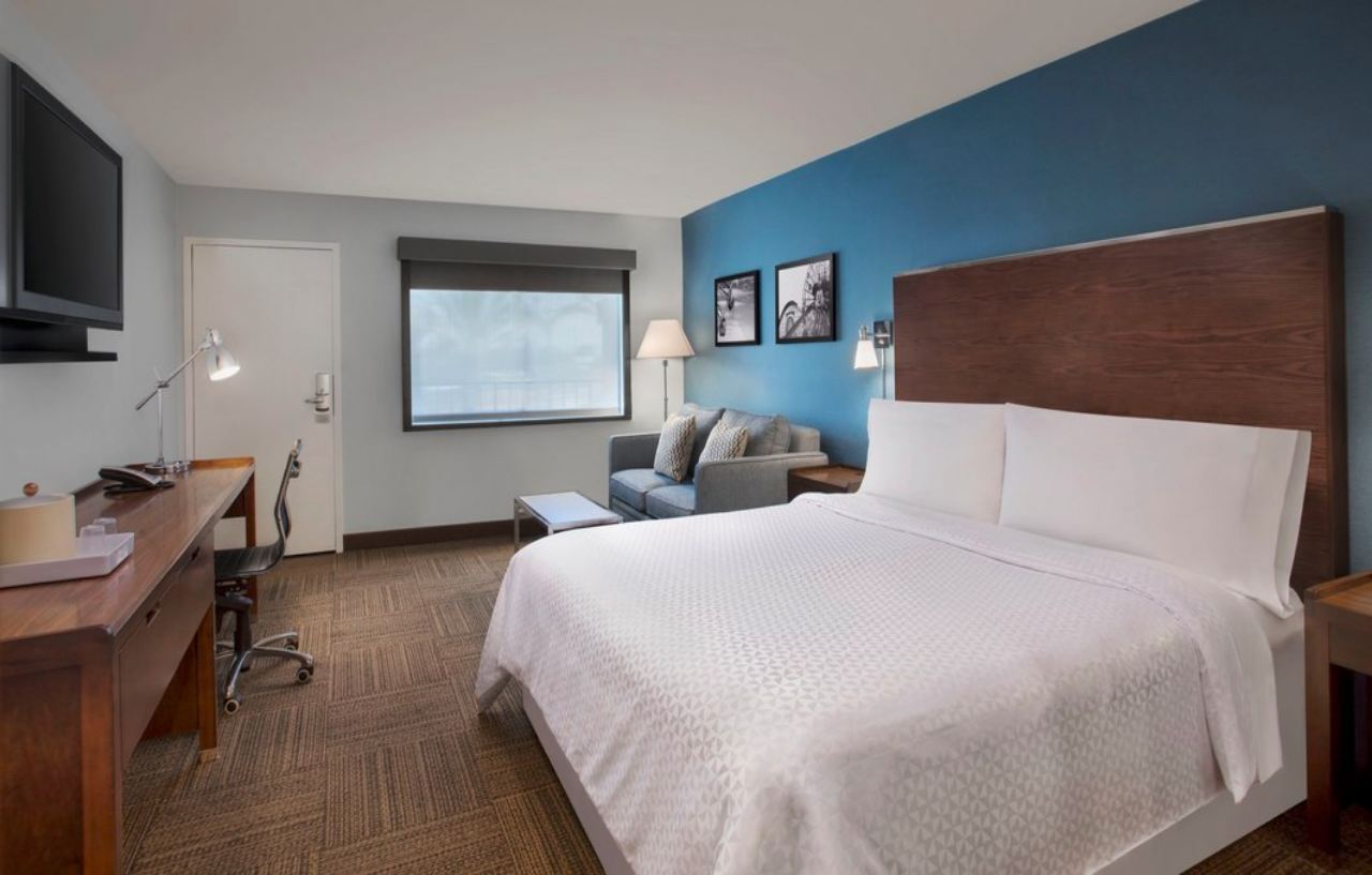 Four Points By Sheraton