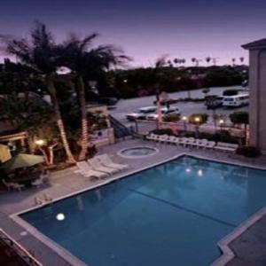 Hotel Brookhurst Plaza